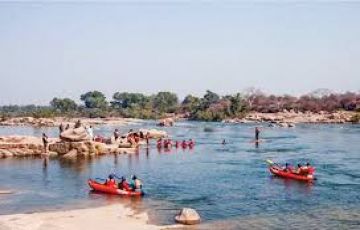 Family Getaway Orchha State Water Sport Tour Package for 2 Days