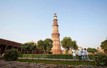 Memorable 7 Days 6 Nights Agra, Jaipur, Varanasi with Train Tour Package