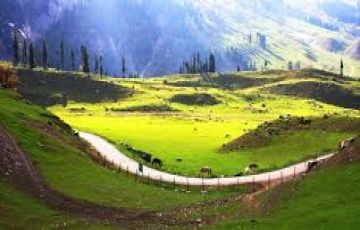 Best 9 Days 8 Nights Srinagar, Sonmarg, Pahalgam with Katra Tour Package