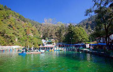 Amazing 3 Days Dehradun to Mussoorie Romantic Tour Package