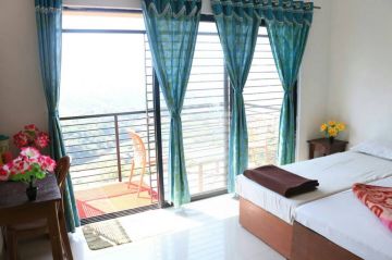 3 Days 2 Nights Mahabaleshwar Friends Trip Package