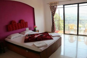 3 Days 2 Nights Mahabaleshwar Friends Trip Package