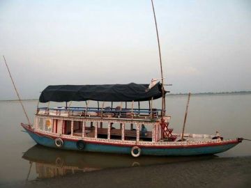 Family Getaway 5 Days Allahabad to Mirzapur Holiday Package