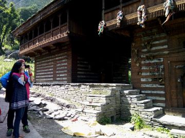 Beautiful 6 Days Delhi to Malana Friends Trip Package