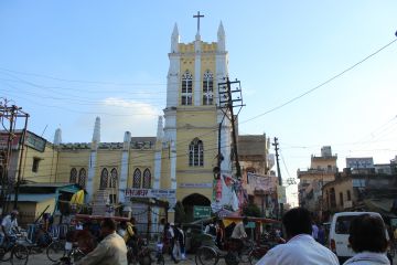 Heart-warming 4 Days Varanasi to Allahabad Family Trip Package
