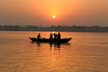 Heart-warming 4 Days Varanasi to Allahabad Family Trip Package