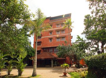 Beautiful 3 Days Cochin Cruise Tour Package