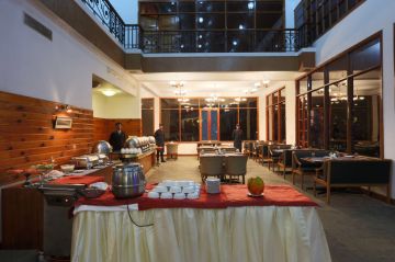 Pleasurable 4 Days New Delhi to Manali Mountain Holiday Package