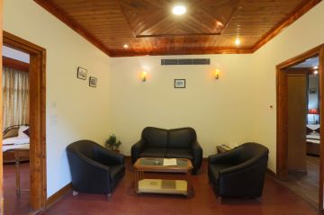 Pleasurable 4 Days New Delhi to Manali Mountain Holiday Package