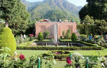 Best 9 Days 8 Nights Pahalgam Vacation Package