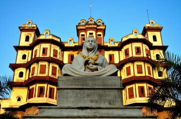 4 Days 3 Nights Indore to Maheshwar Forest Vacation Package