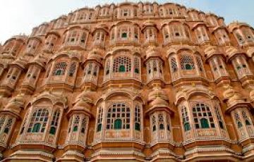 Heart-warming 3 Days 2 Nights Jaipur Palace Holiday Package