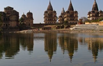 Jhansi, Varanasi, Khajuraho with Orchha Tour Package for 5 Days 4 Nights