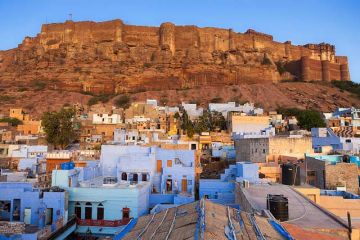 Pleasurable 7 Days Jaisalmer to Udaipur Holiday Package