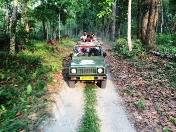 Beautiful 6 Days 5 Nights Kanha National Park Trip Package