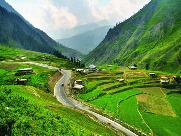 Magical 5 Days India to Srinagar Trip Package
