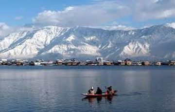Heart-warming 5 Days Kashmir to Delhi Water Activities Tour Package