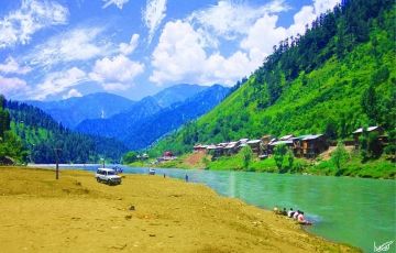 Amazing 5 Days 4 Nights Sonmarg Nature Holiday Package