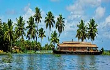 Memorable 4 Days 3 Nights Munnar and alleppey Vacation Package