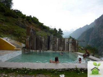 4 Days 3 Nights Delhi to Tosh Waterfall Trip Package