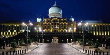Family Getaway 5 Days New Delhi to Malaysia Holiday Package