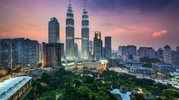 6 Days 5 Nights Bengaluru to Singapore Gardens And Green Fields Romantic Trip Package