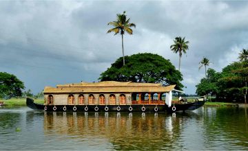 4 Days 3 Nights Kochi to Kumarakom Wildlife Trip Package