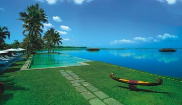 Experience 4 Days Kumarakom, Alleppey and Cochin Lake Tour Package
