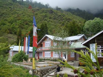 6 Days 5 Nights Siliguri to Lachung Forest Block Trip Package