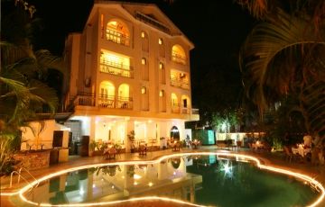 Heart-warming 4 Days 3 Nights Goa Romantic Trip Package