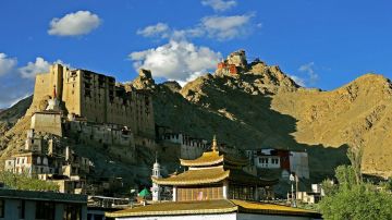 5 Days 4 Nights Khardungla Pass River Vacation Package