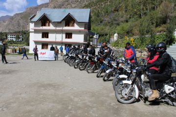 Heart-warming 10 Days 9 Nights Ladakh Cruise Trip Package
