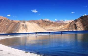 Memorable 7 Days Leh, Ladakh, Pangong Lake and Nubra Valley Lake Trip Package