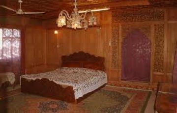 Pleasurable 6 Days Gulmarg Romantic Trip Package