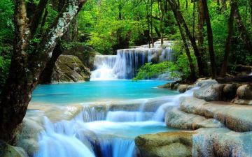 Magical 4 Days Luang Prabang Nature Vacation Package