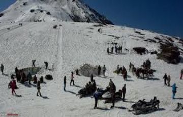 Family Getaway 11 Days 10 Nights Amritsar, Chandigarh, Dalhousie and Shimla Vacation Package