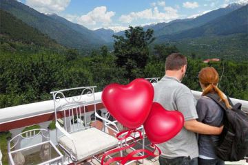 Best 6 Days Delhi Chandigarh to Manali Romantic Holiday Package
