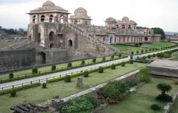 4 Days 3 Nights Indore to Maheshwar Forest Vacation Package