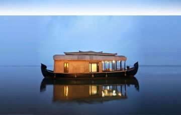 Ecstatic 2 Days 1 Night Cochin and Alleppey Holiday Package
