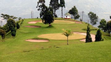 11 Days 10 Nights Kolkata, Gangtok, Lachung with Darjeeling Lake Tour Package