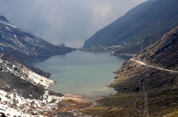 11 Days 10 Nights Kolkata, Gangtok, Lachung with Darjeeling Lake Tour Package