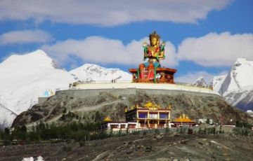 Ecstatic 7 Days 6 Nights Leh with Nubra Vacation Package