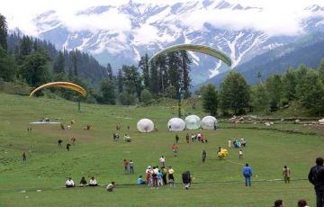 Family Getaway 6 Days 5 Nights Chandigarh and Manali Tour Package
