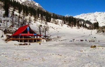Magical 4 Days 3 Nights Himachal Friends Tour Package