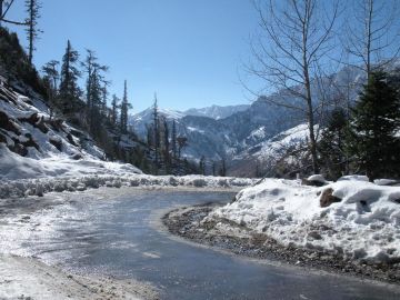 Ecstatic 6 Days Manali Family Holiday Package