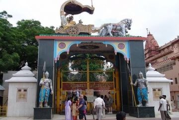 4 Days 3 Nights Delhi, Agra with Mathura Lake Holiday Package