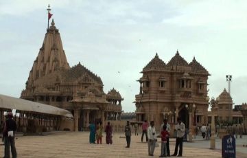 Family Getaway 5 Days 4 Nights Veraval Temple Vacation Package