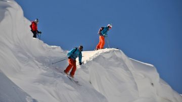 Pleasurable 3 Days Srinagar to Kashmir Golf Course Holiday Package