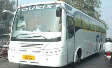 Heart-warming 2 Days 1 Night Manali Romantic Holiday Package