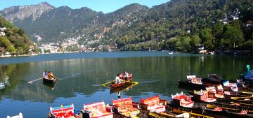 Pleasurable Nainital Weekend Getaways Tour Package from Delhi